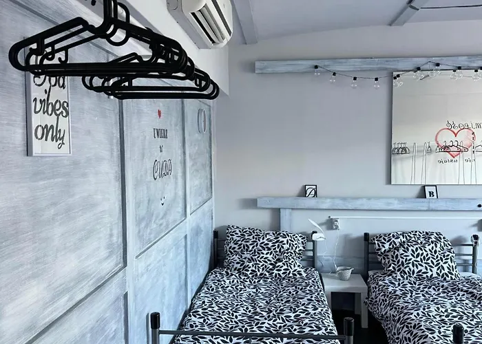 אכסניה Good Vibes *